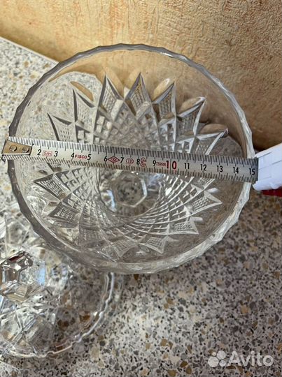 Хрустальная ваза конфетница