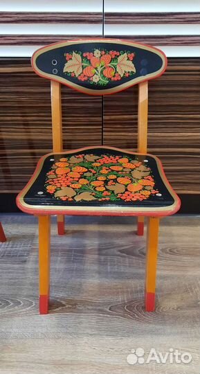 Детский столик с двумя стульчиками роспись хохлома