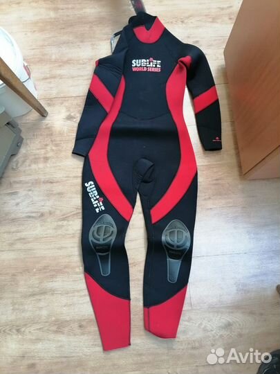 Костюмы для виндсерфинга, дайвинга, сплава S, XS