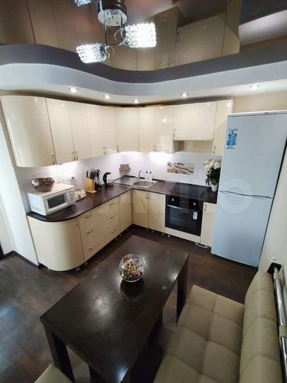 2-к. квартира, 64 м², 4/4 эт.