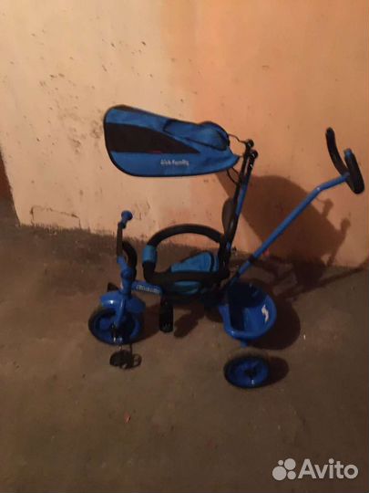 Трёхколёсный велосипед коляска с ручкой
