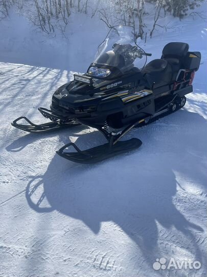 Ski-Doo sacandic suv Hoo 600 sdi