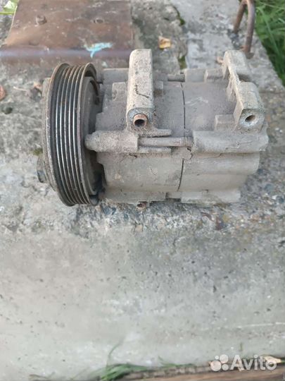 Компрессор кондиционера Ford Focus 1 2.0