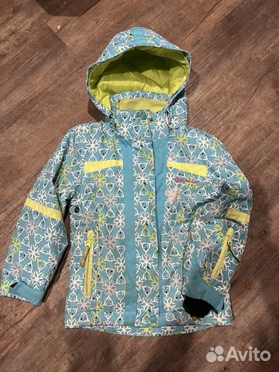 Продам детскую куртку унисекс