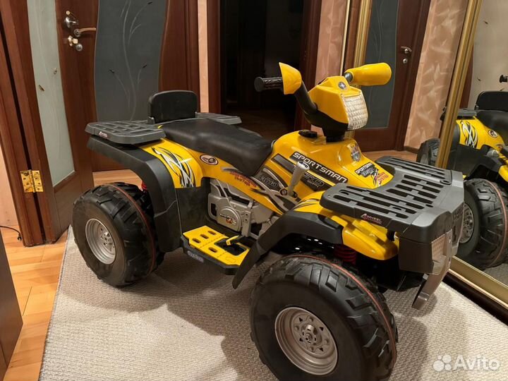 Детский квадроцикл peg perego
