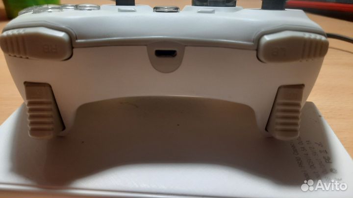 Проводной Gamepad Msi force GC20 V2