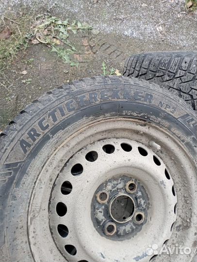 Maxxis ArcticTrekker NP3 175/70 R14