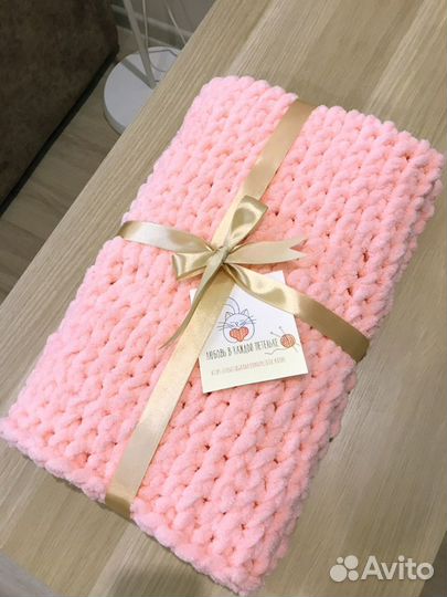 Новые плюшевые пледы в наличии