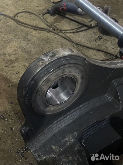 Расточка, наплавка и восстановление отверстий