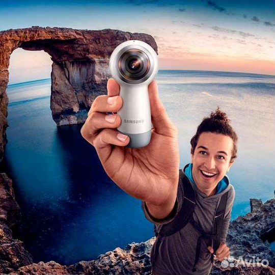 Экшн Камера Samsung Gear 360 New