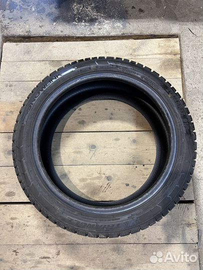 Triangle Snowlink PL02 215/45 R17