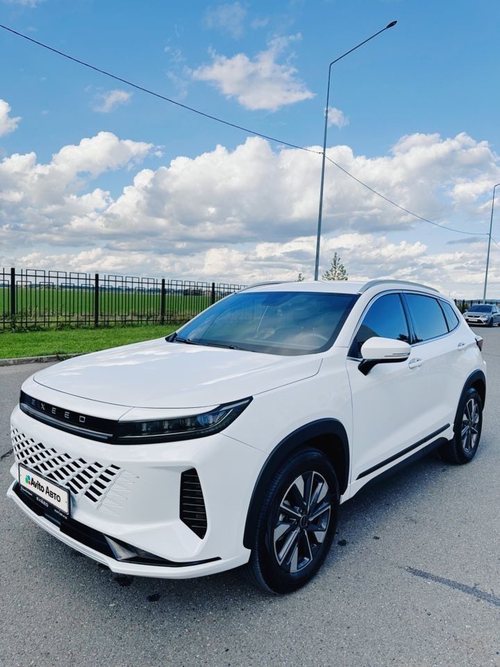 EXEED LX: фото владельца