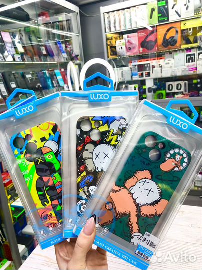 Чехол на iPhone 13 Mini Kaws