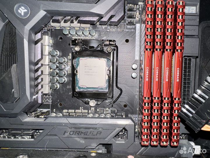 Asus maximus formula viii + i7 7700k + 16 GB DDR4