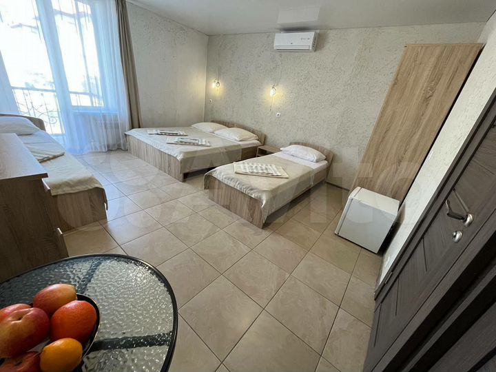 Комната 27 м², 1/3 эт.