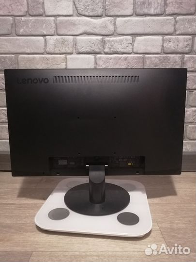 Монитор 22 full HD Lenovo T2224d