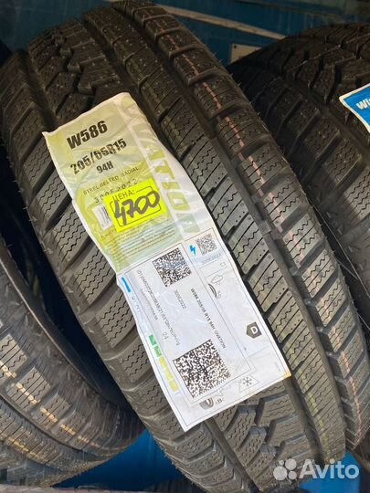 Ovation W-586 205/65 R15