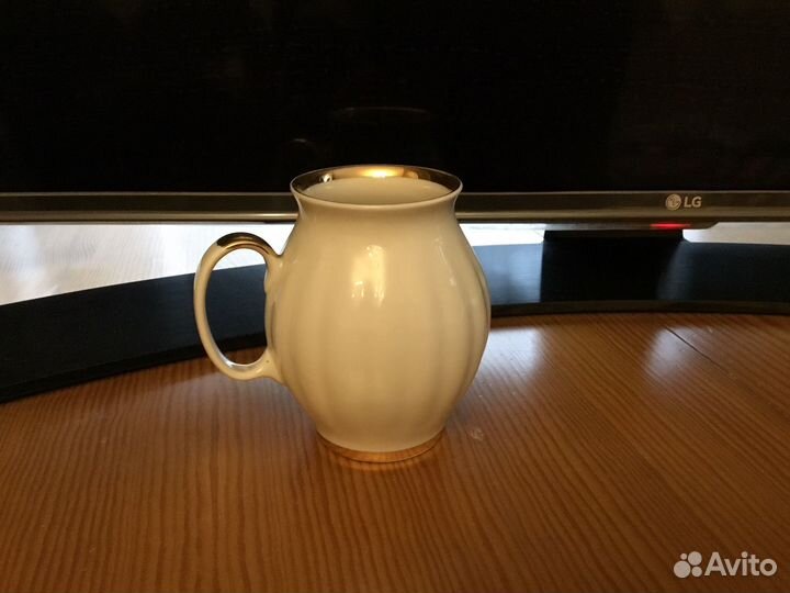 Молочники фарфоровые