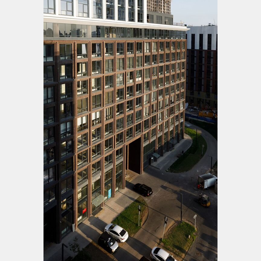 3-к. квартира, 101 м², 3/37 эт.