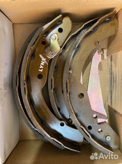 Колодки задние поло седан шкода рапид Новые