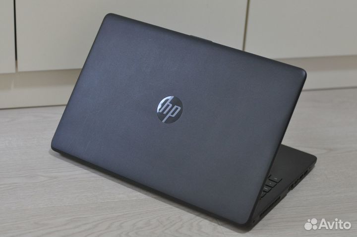 Быстрый ноутбук HP SSD