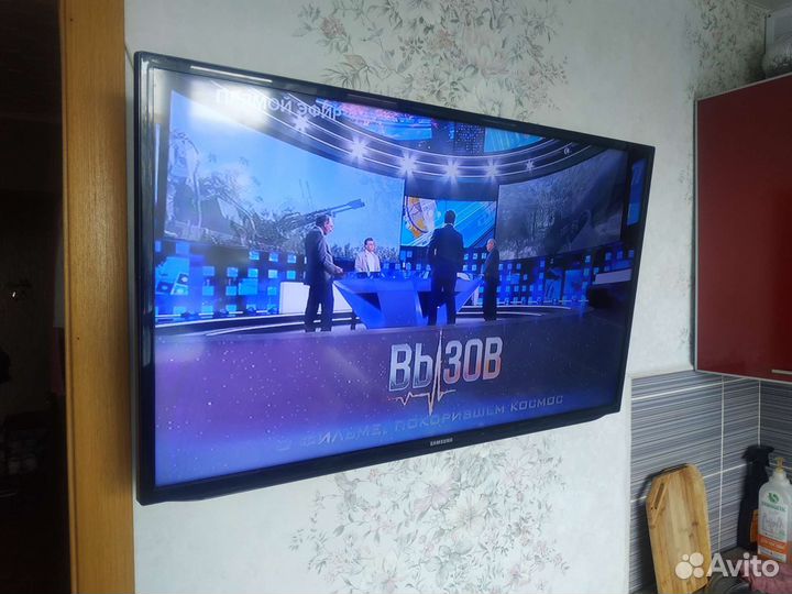 Телевизор samsung