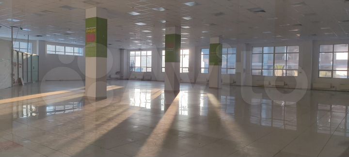 Торговая площадь, 647 м²