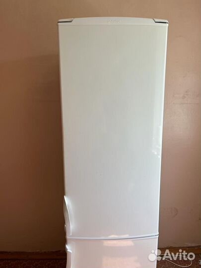 Холодильник Gorenje RK 41200 W