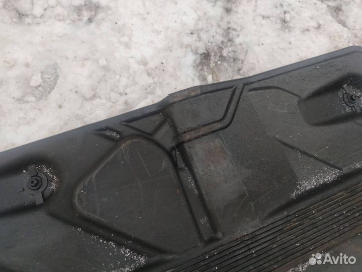 Защита днища левая Mercedes-Benz C-Класс W204/S204