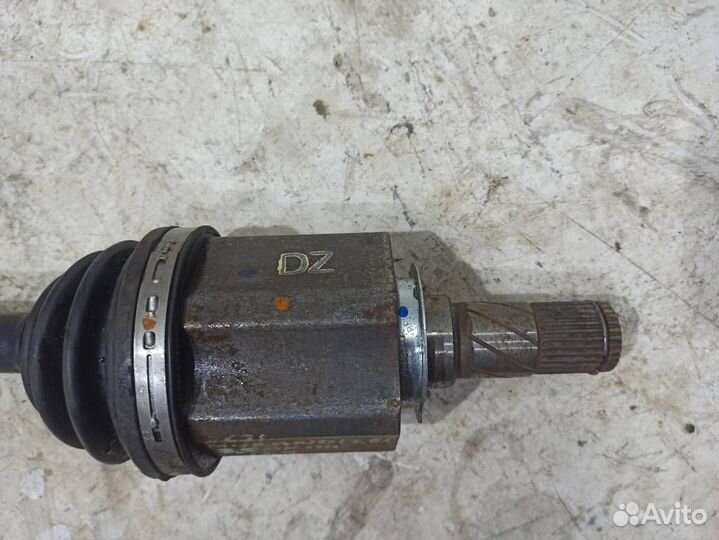 Привод передний левый