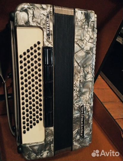 Аккордеон weltmeister stella
