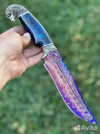Нож из дамасской стали