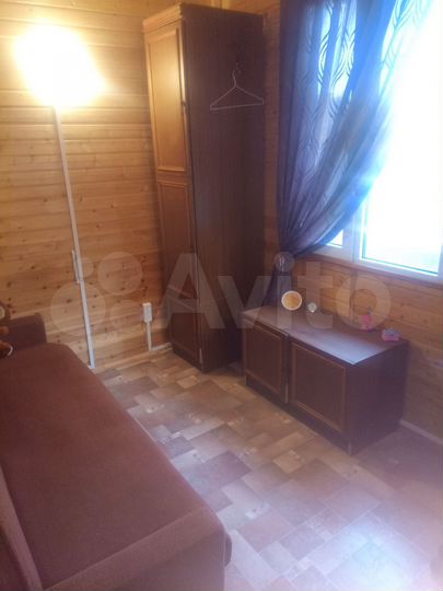 Комната 7 м² в 4-к., 2/2 эт.