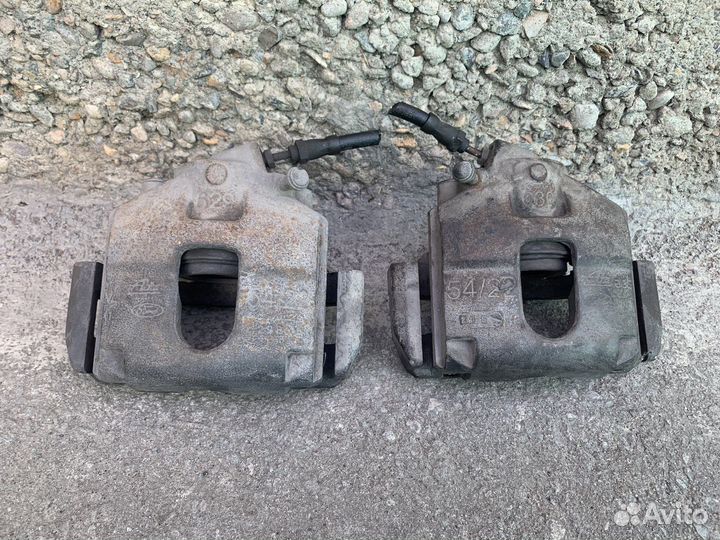 Передние суппорта Ford Fiesta Mk5