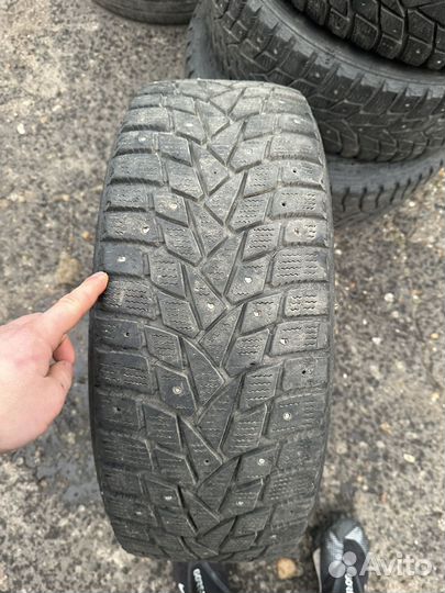 Dunlop SP Winter Ice02 215/50 R17 95T