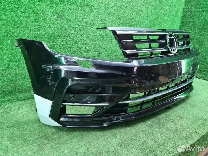 Бампер передний Volkswagen Tiguan