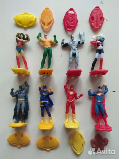 Игрушки из киндера