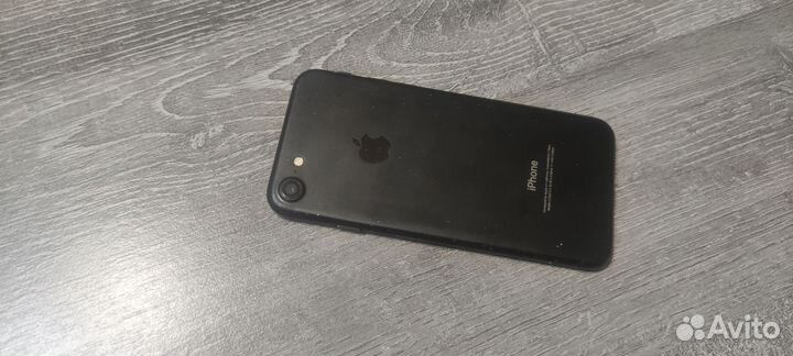 iPhone 7, 32 ГБ