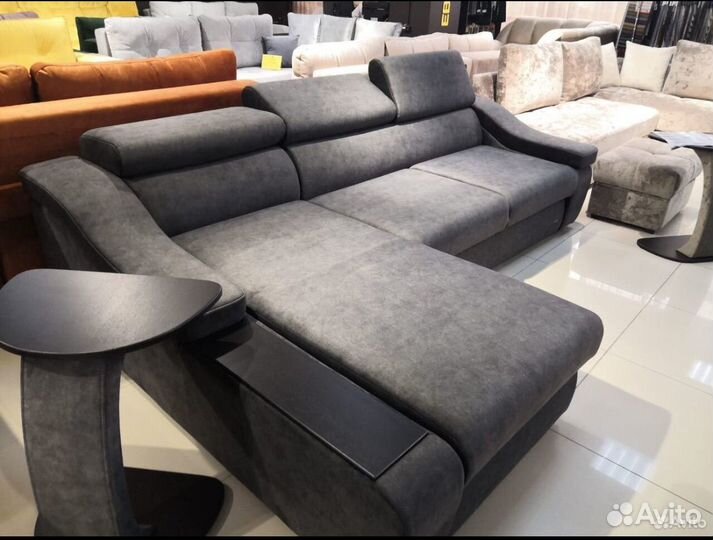 Угловой диван новый 275
