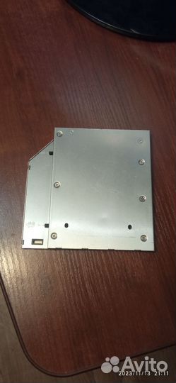 Салазки для ноутбука