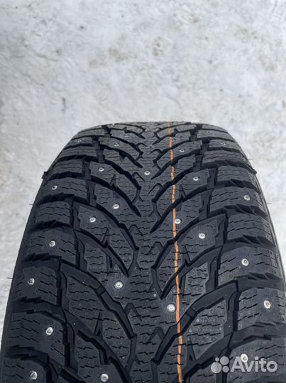 Nokian Tyres Hakkapeliitta 9 235/45 R18 98T