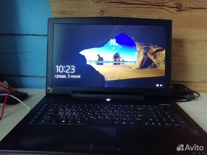 Игровой ноутбук Aorus X7