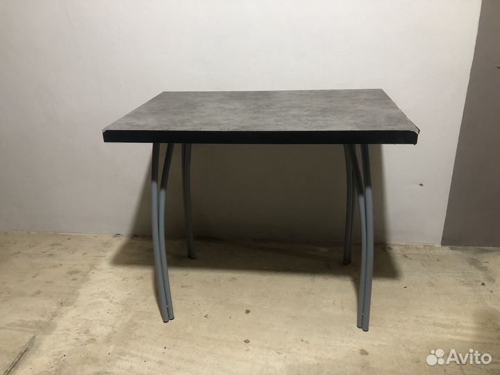 Стол новый