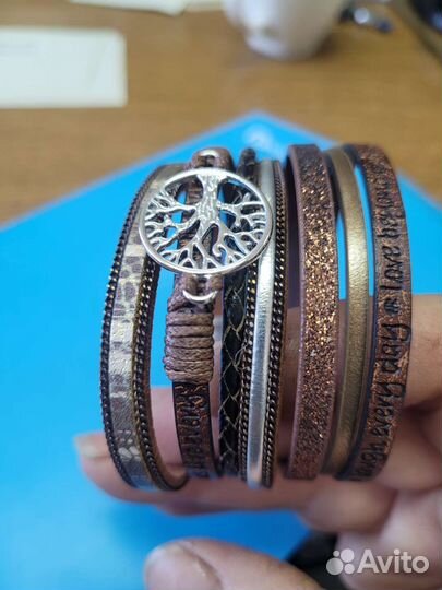 Кожаный браслет