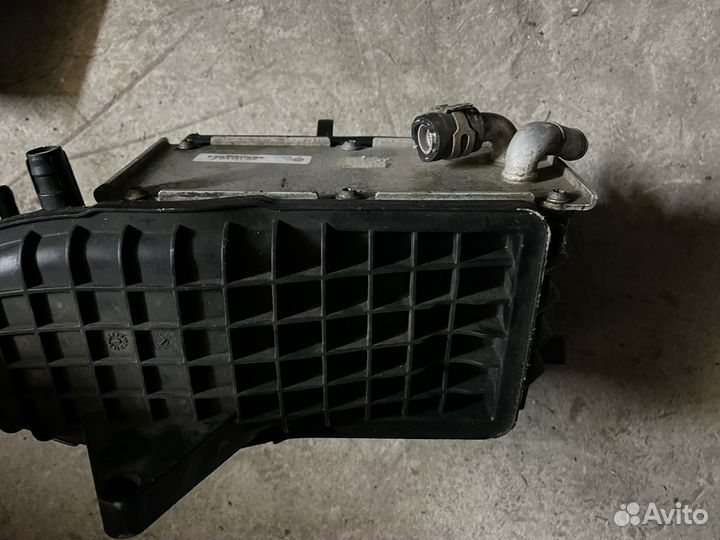 03C129711AK Впускной коллектор VAG