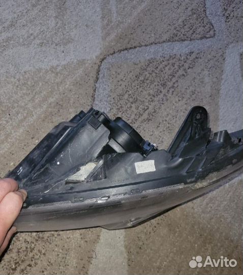 Фары Санг Енг Актион Нью 2012 г