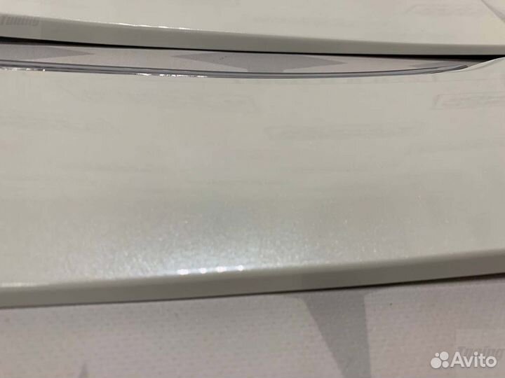 Молдинги на двери Lexus GX460 2009-2021 год M3440