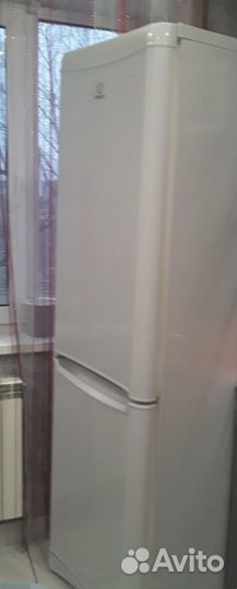 Холодильник indesit