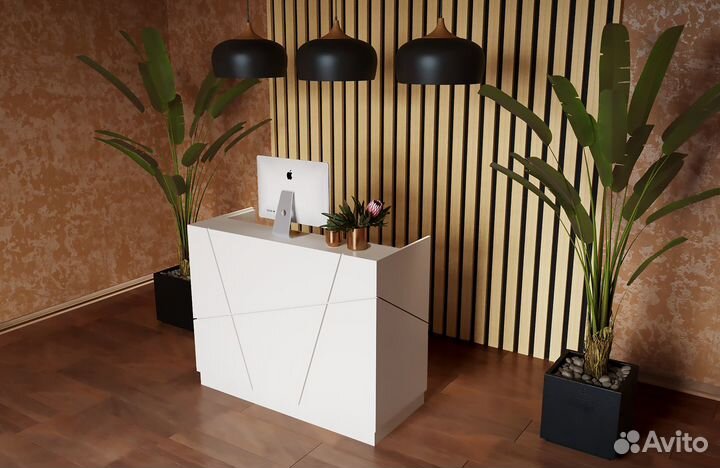 Стойка ресепшн