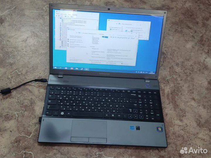 Ноутбук Samsung NP305V5A